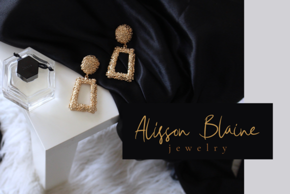 Allissona Font Poster 3