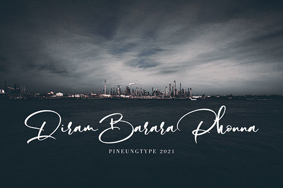 Aunttum Font Poster 5