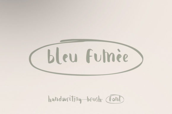 Bleu Fumèe Font