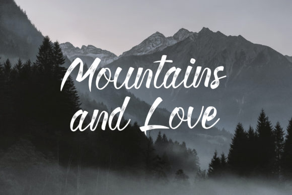 Dominique Diamond Font Poster 5