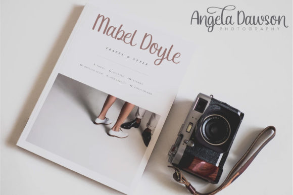 Eveliana Font Poster 9