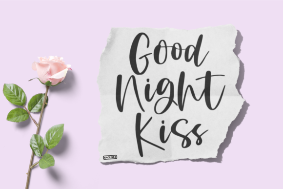 Good Night Kiss Font Poster 1