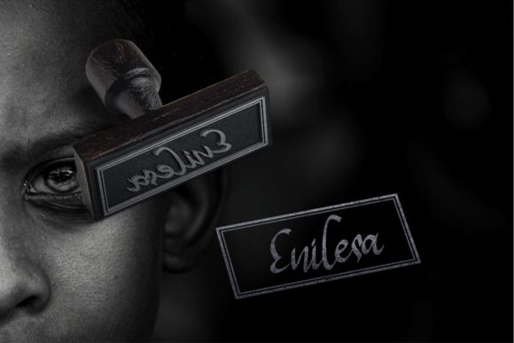 Heisen Font Poster 4