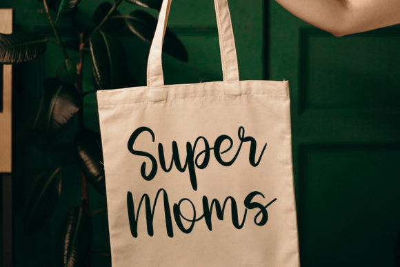 Innovative Mothers Font Poster 2