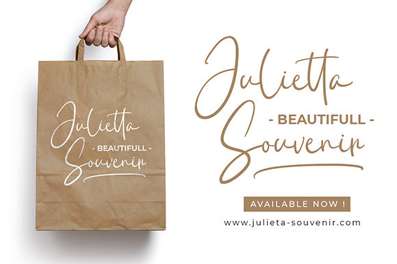 Julietta Kissing Font Poster 3