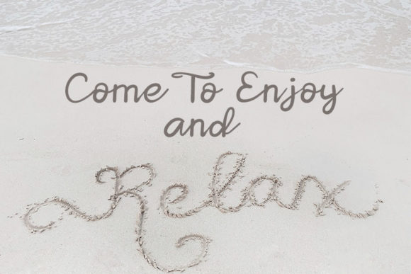 Ocean Waves Font Poster 2