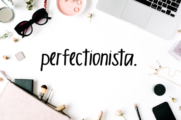 Perfectionista Font Poster 1