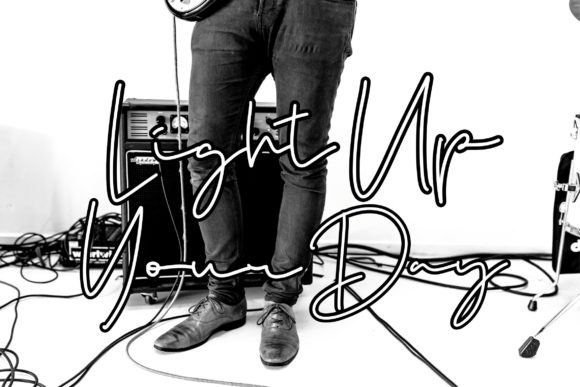Rellond Font Poster 5