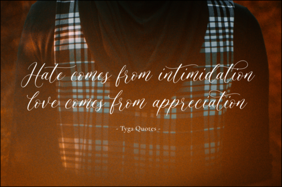 Romantic Lovely Font Poster 15