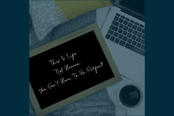 Sweet Blues Font Poster 11