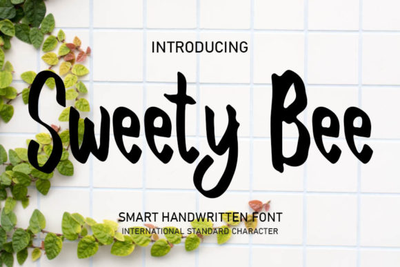 Sweety Bee Font Poster 1
