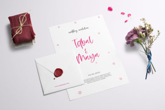 Eloisse Font Poster 5