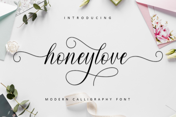 Honeylove Font Poster 1