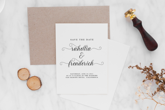 Honeylove Font Poster 2