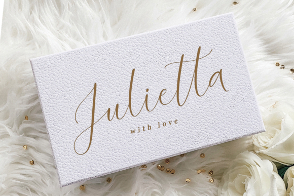 Juwellina Font Poster 5