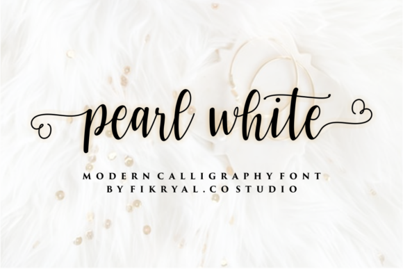 Pearl White Font