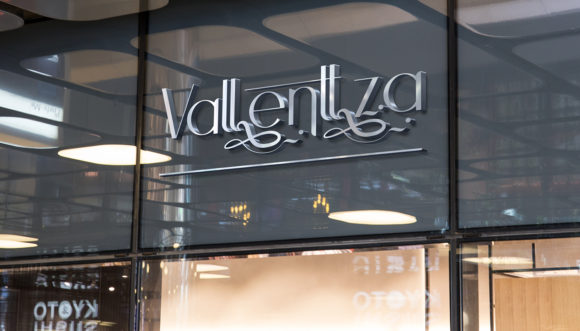 Vallenttza Font Poster 5