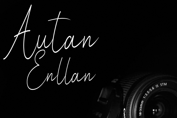 Autan Enllan Font Poster 1