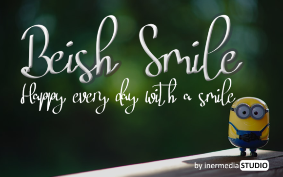 Beish Smile Font Poster 1