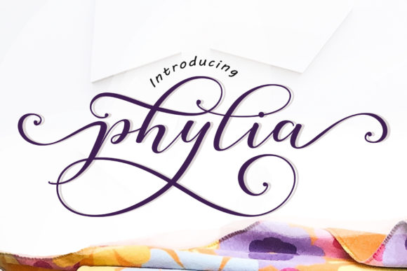 Phylia Font Poster 1