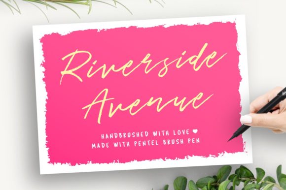 Riverside Avenue Font