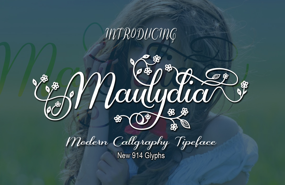 Maulydia Font Poster 1