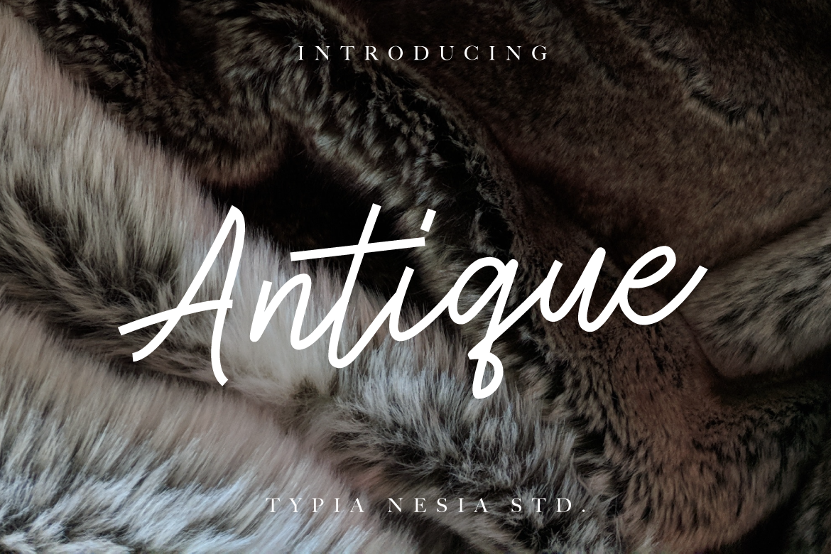 Antique Font