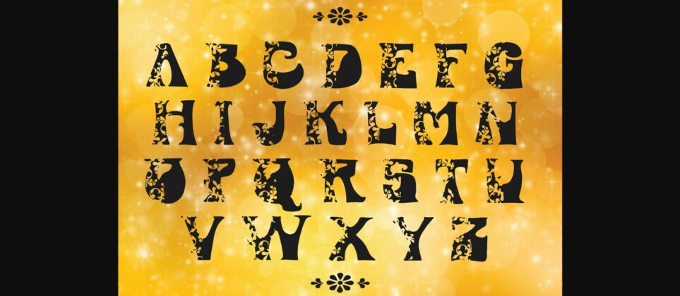 Louise Groovy Font Poster 4