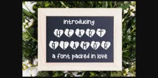 Heart Glamor Font Poster 1