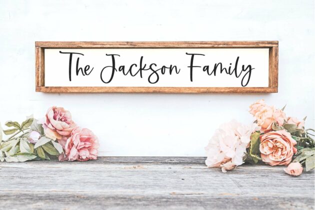 Arlington - Modern Script Font Poster 2