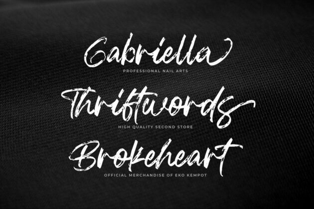 Blackwell - Textured Brush Font Poster 7