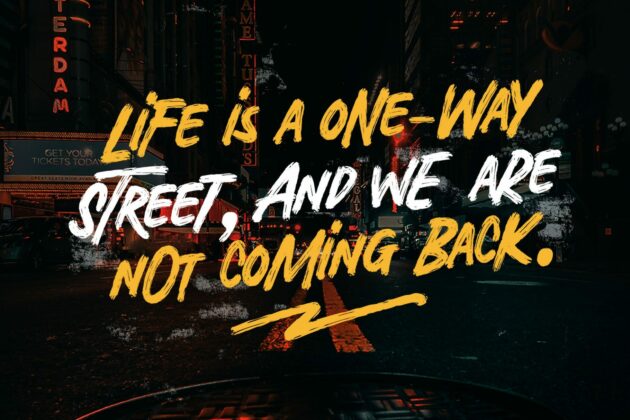 Broken Crush - Brush Font Poster 9