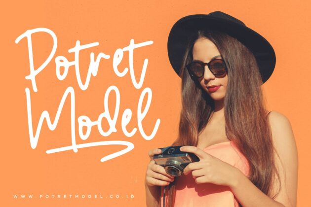 Double Diamond Monoline Handwritten Font Poster 4