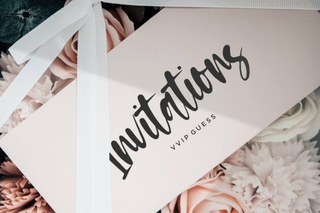 Dreams Hunter Beautiful Handbrushed Font Poster 1