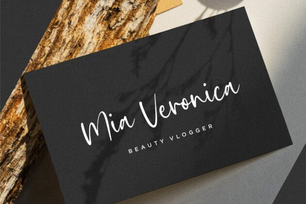 Girlmind Modern Handwritten Font Poster 4
