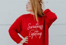 Gistela | Handwritten Font Poster 1