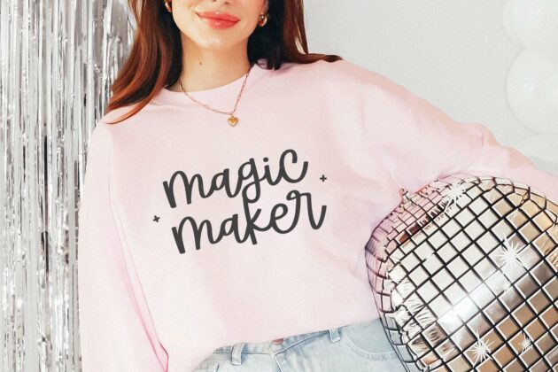 Lovestar - Cute Script Font Poster 8