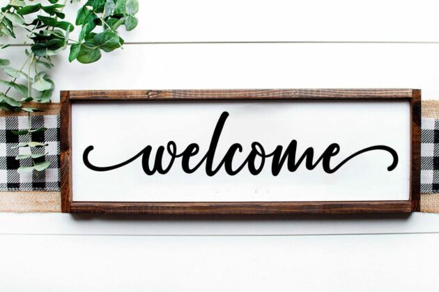 Miles Henry - Modern Script Font Poster 8