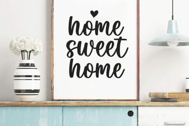 Nolan Claire - Modern Script Font Poster 3