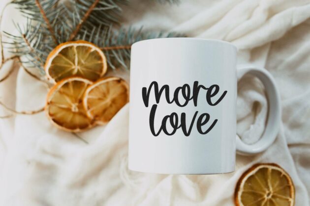Noralie - Handwritten Script Font Poster 2