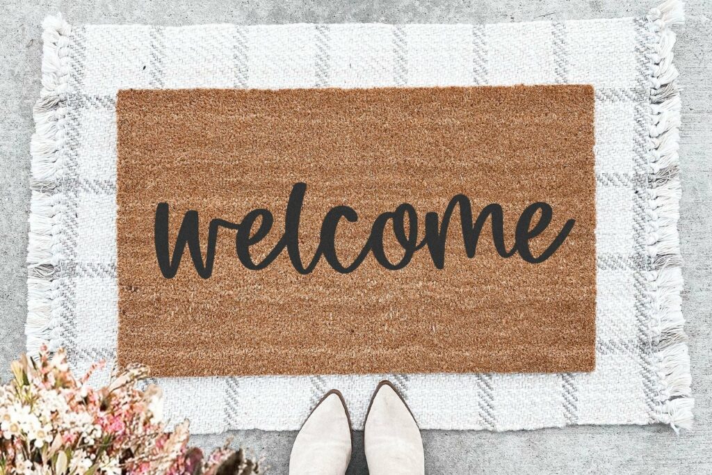 Noralie - Handwritten Script Font Poster 8