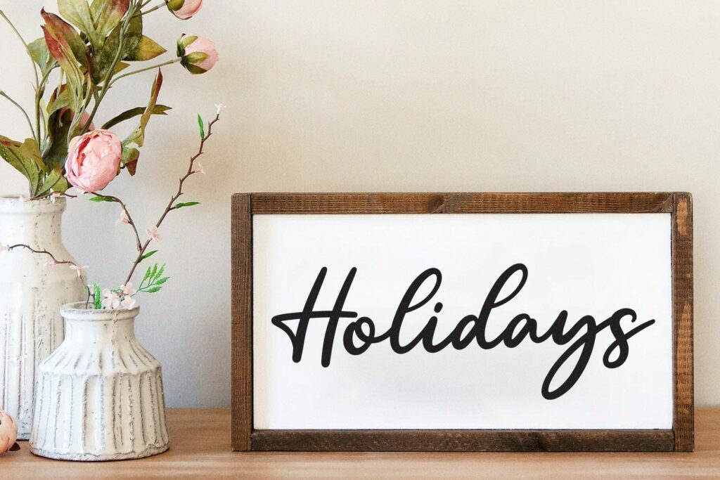 Ryder Carley - Script Font Poster 4